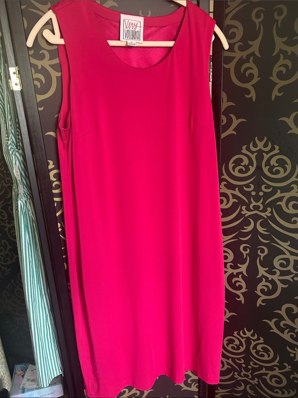 Very Vollbrach Sleeveless Shift Dress in Hot Pink